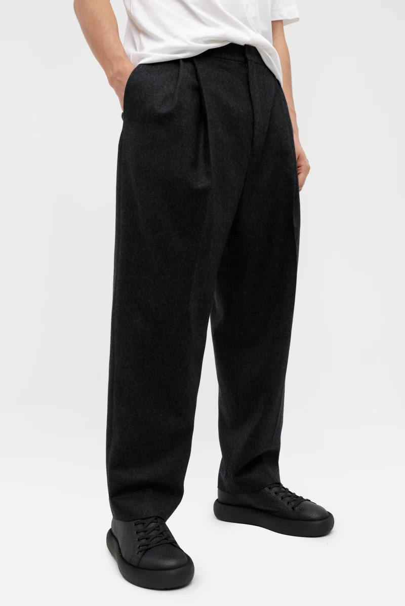 Брюки Dries Van Noten phoenix 7207 m.w.pants anthracite 9019232056 - купить  в Москве за 94900 руб. - интернет-магазин Leform