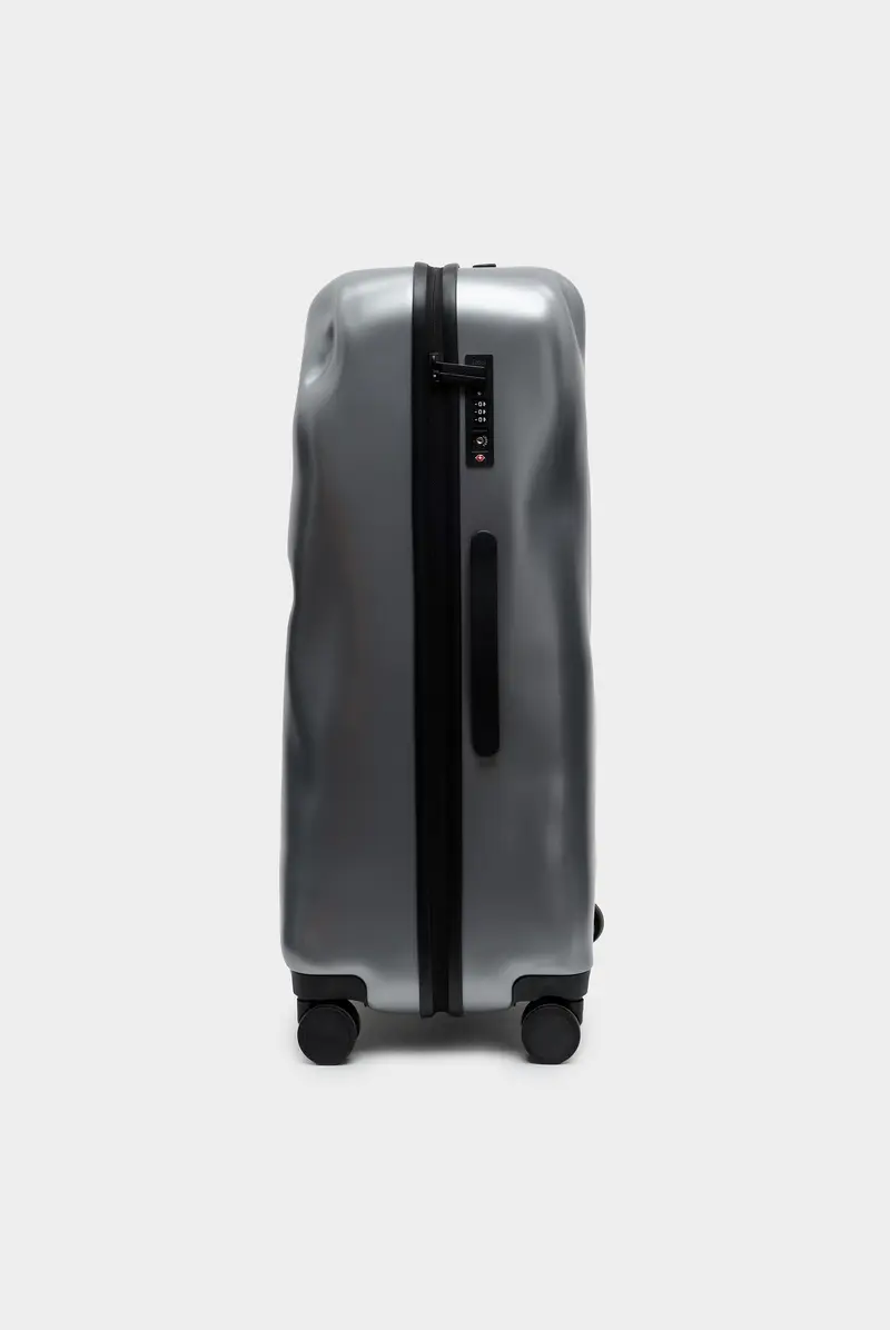 Чемодан Crash Baggage