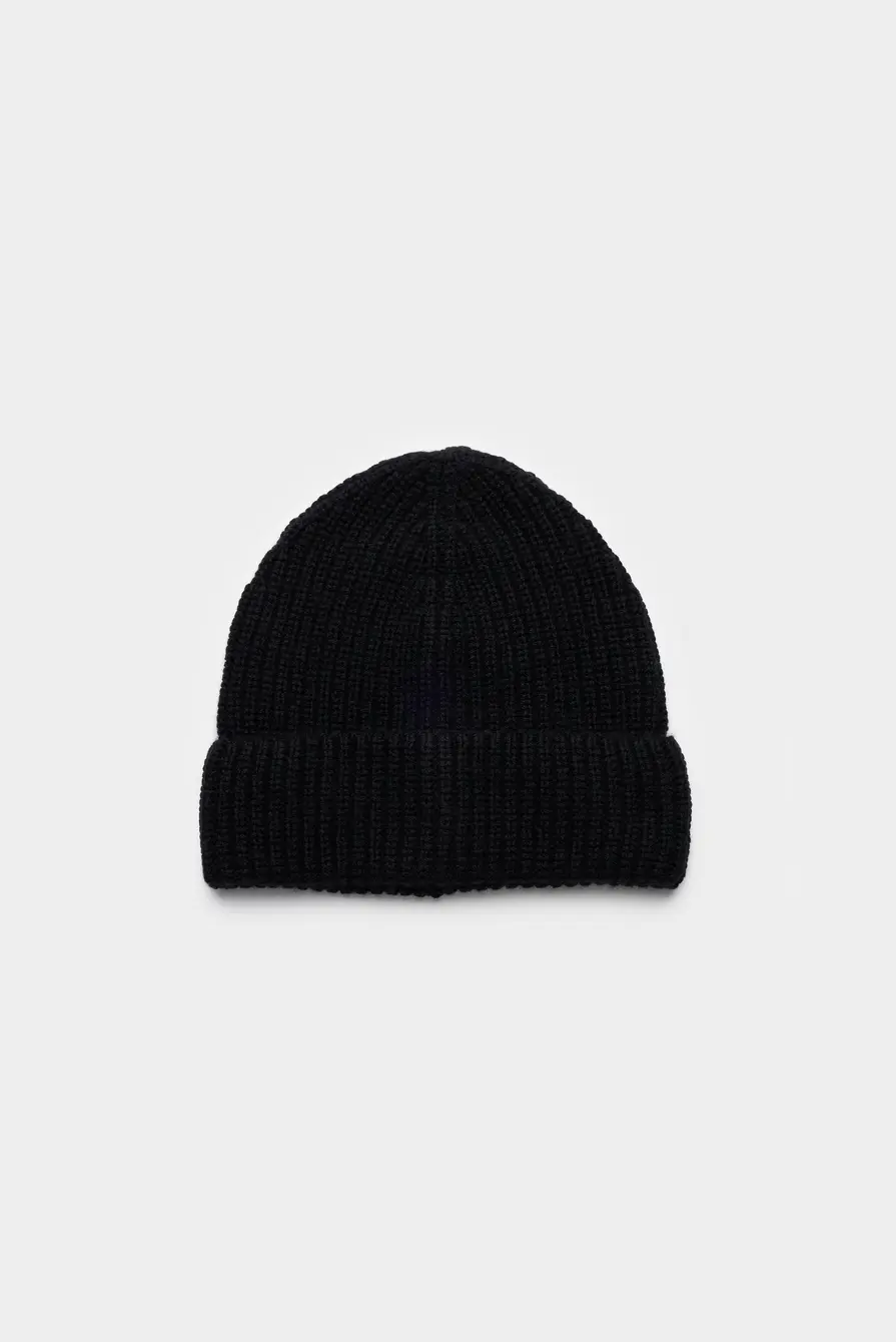 Шапка Canoe