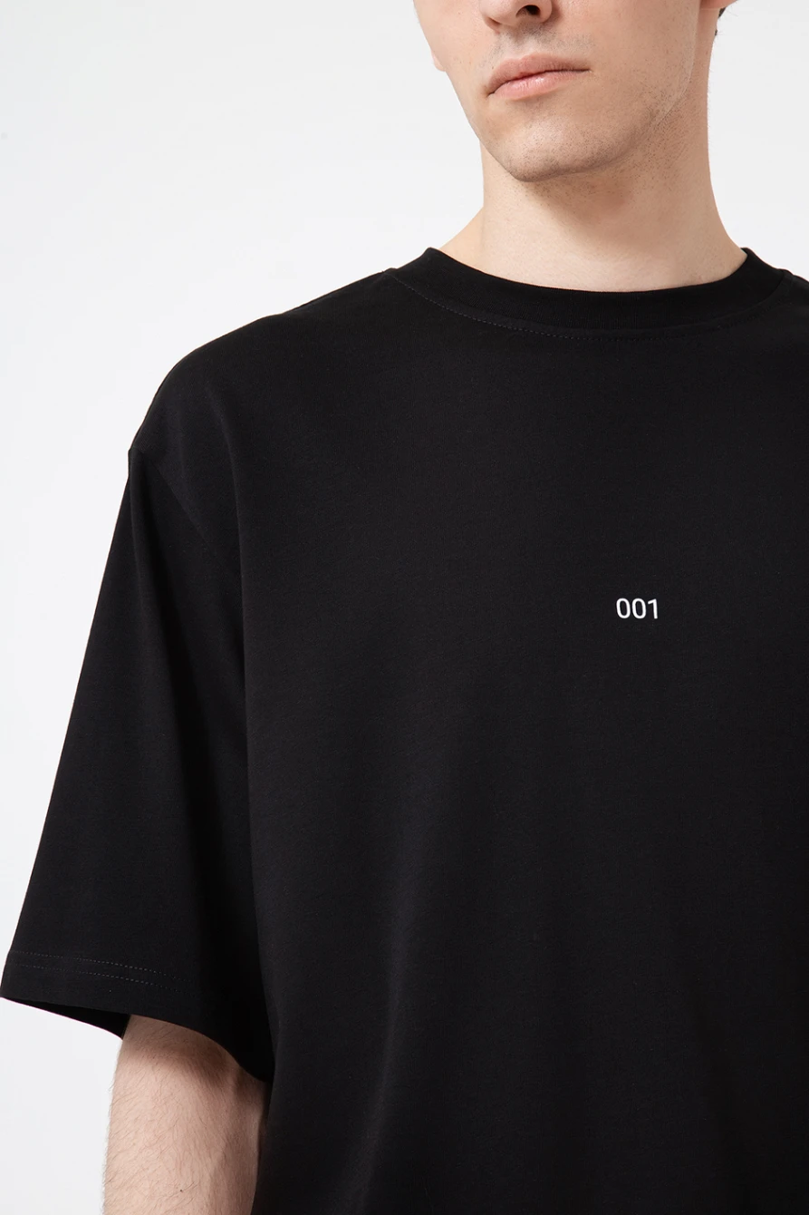 Футболка "001"