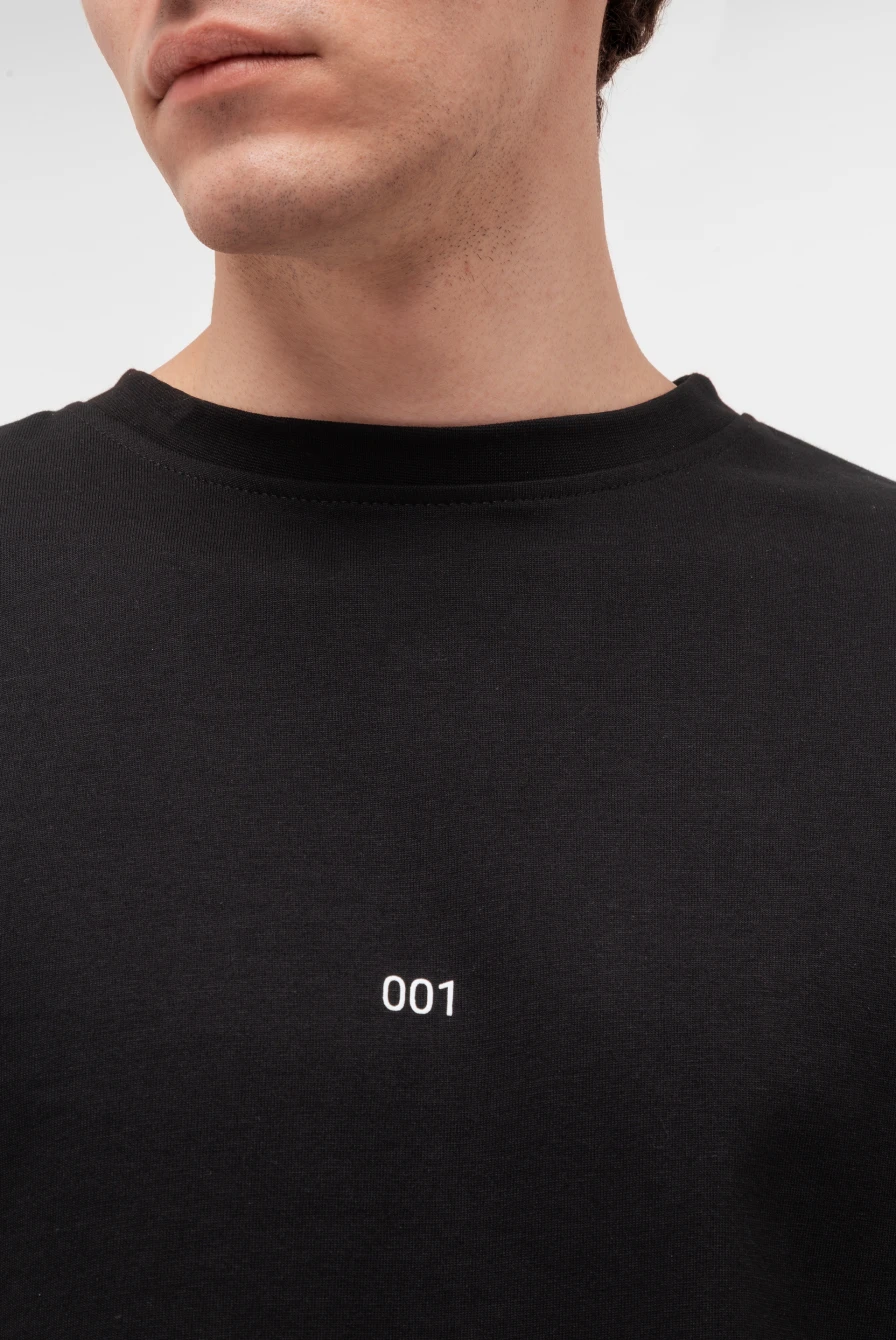 Футболка "001"
