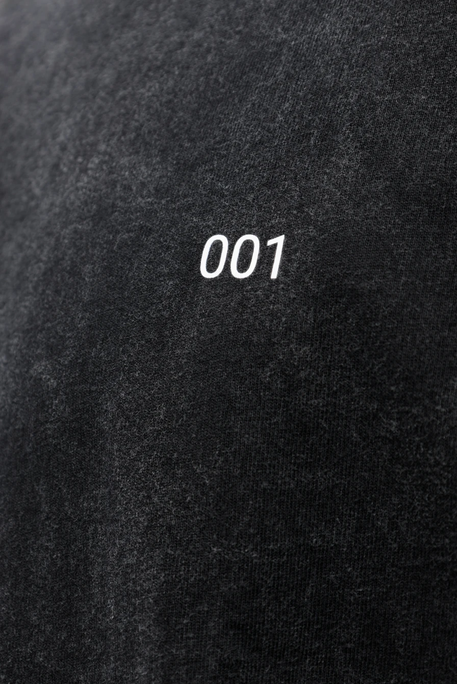 Футболка "001"
