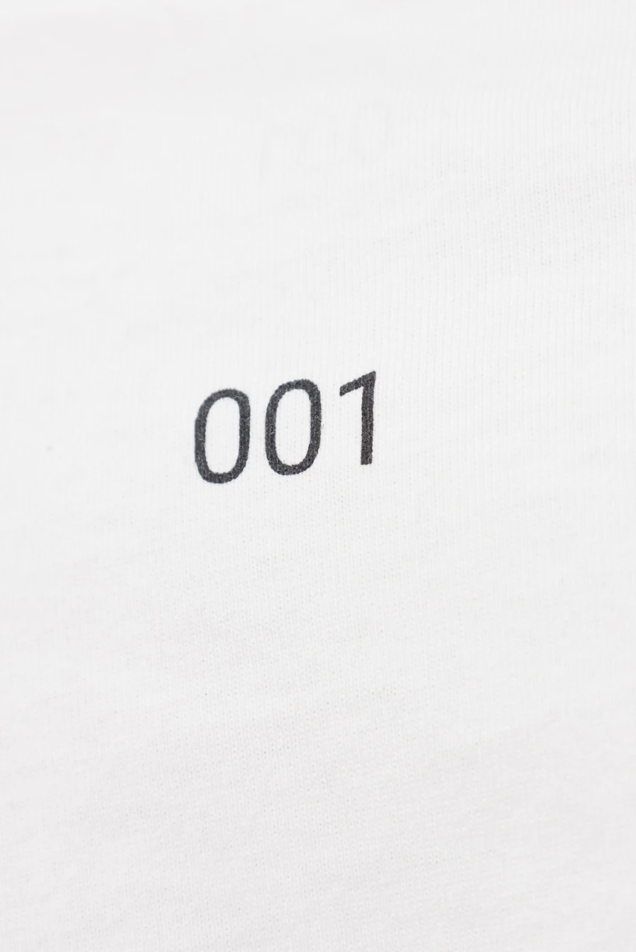 Футболка "001"