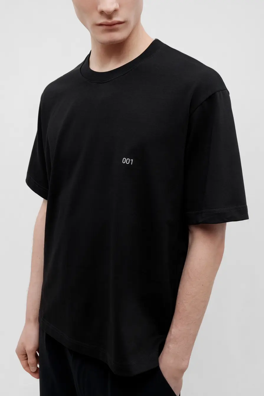 Футболка "001"