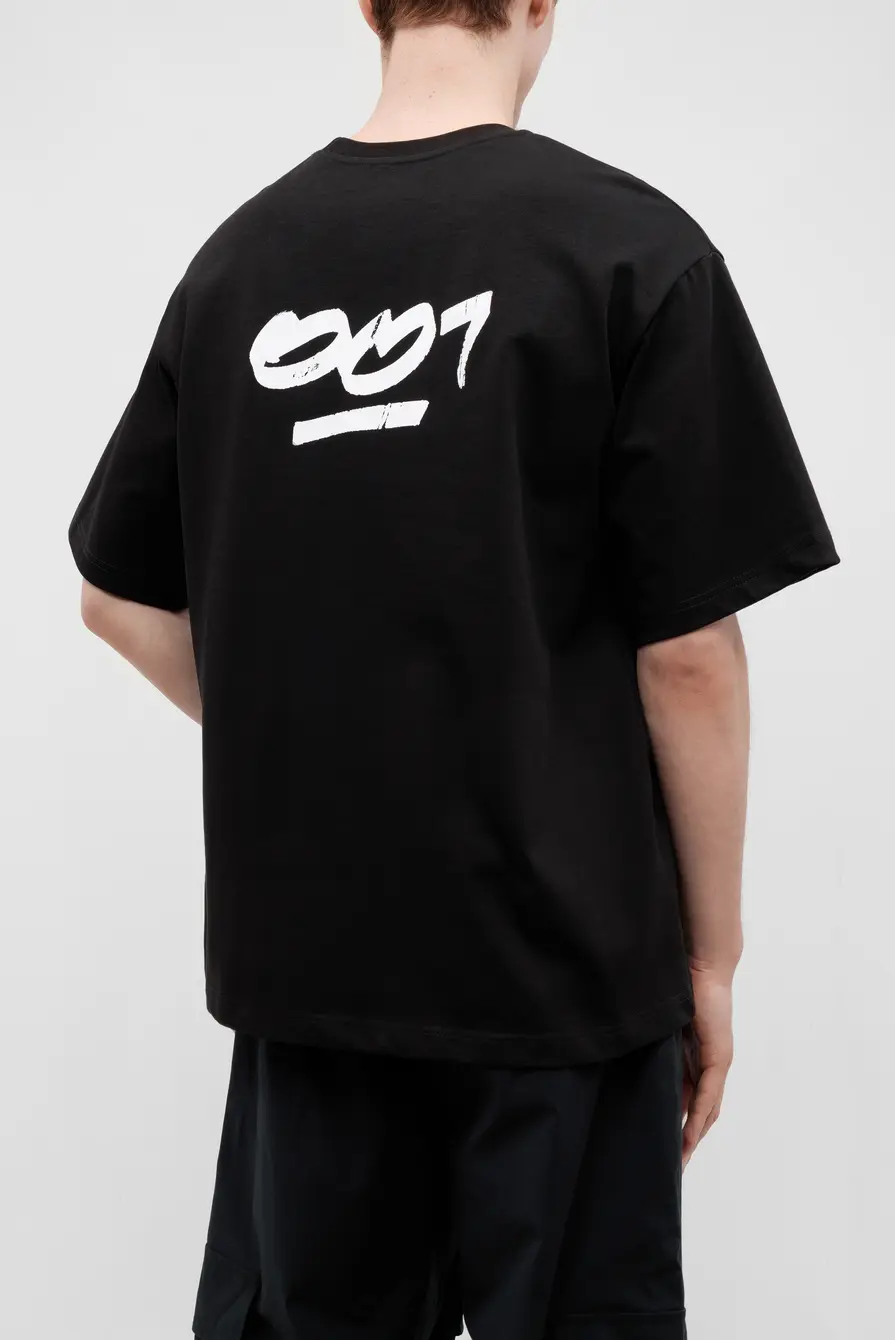Футболка "001"