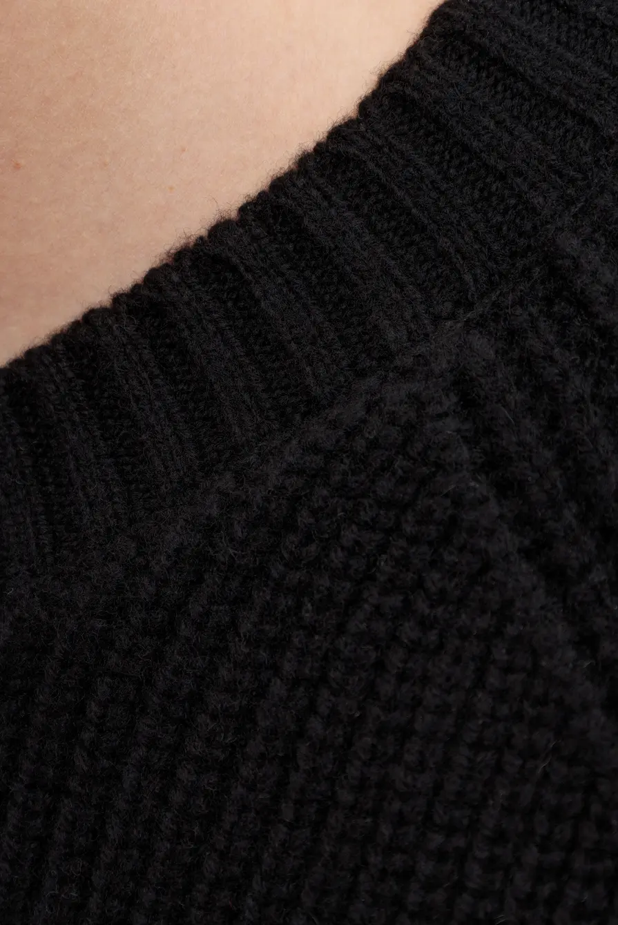 Джемпер Attachment