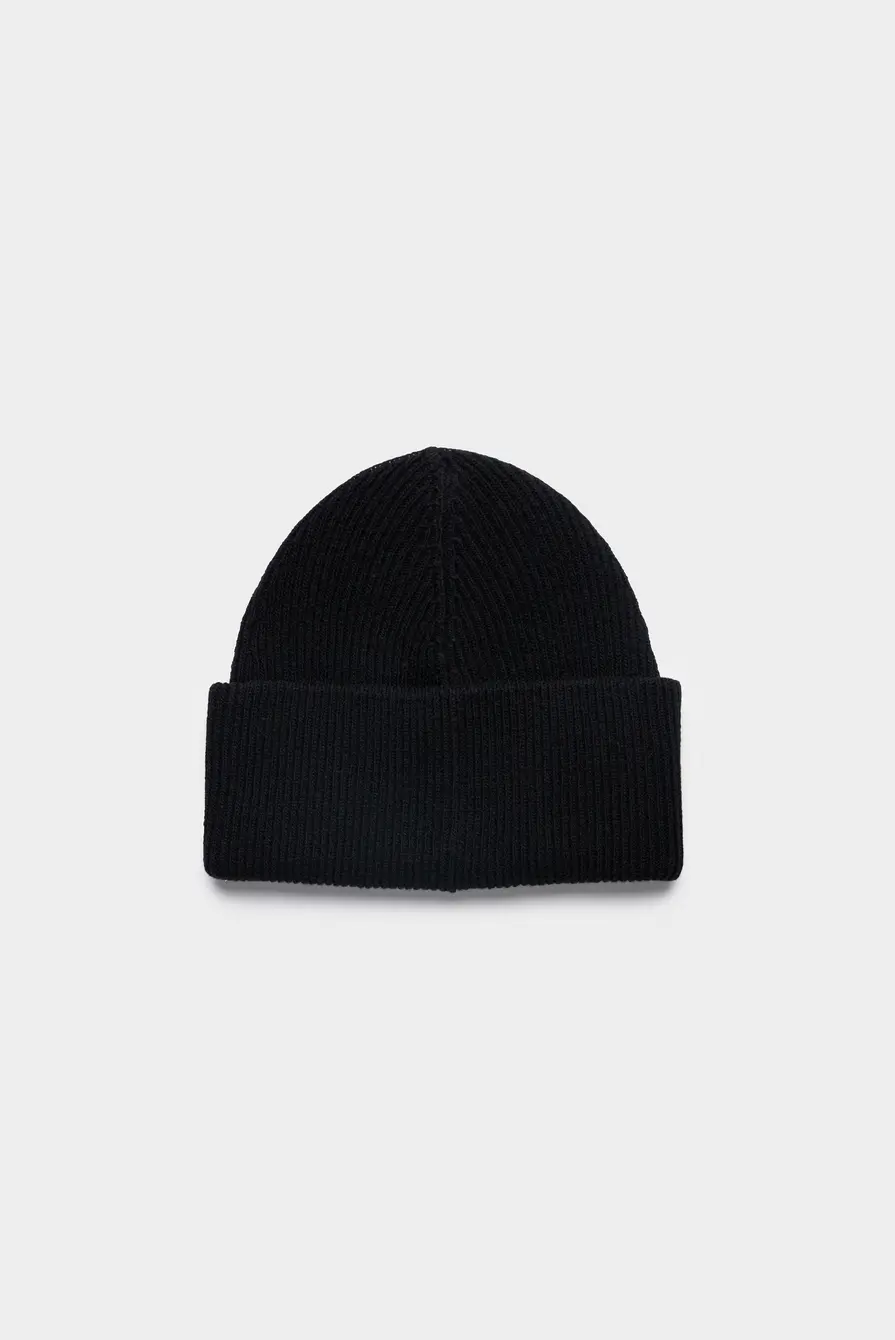 Шапка MM6 Maison Margiela