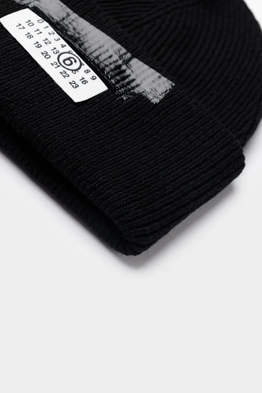 Шапка MM6 Maison Margiela