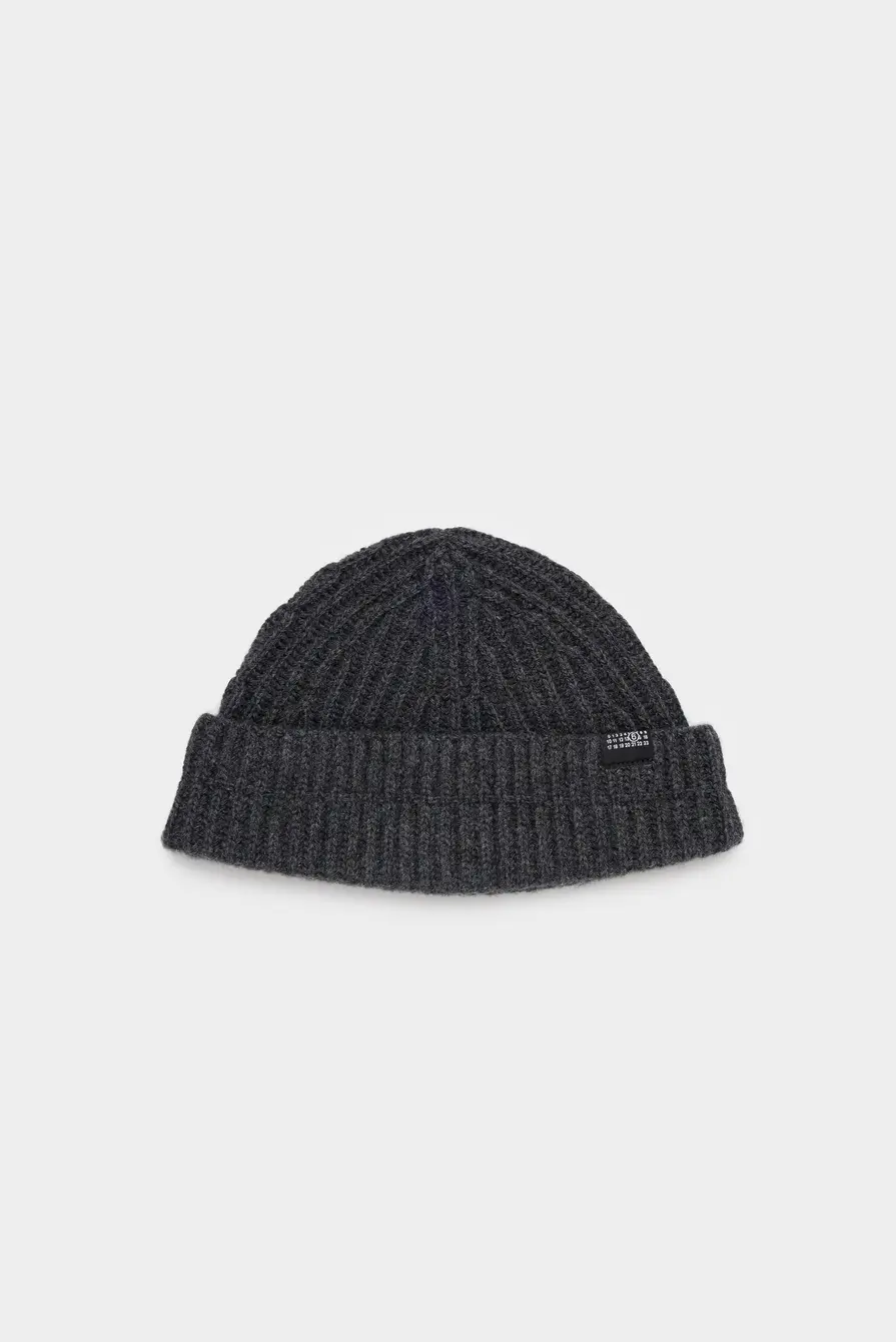 Шапка MM6 Maison Margiela