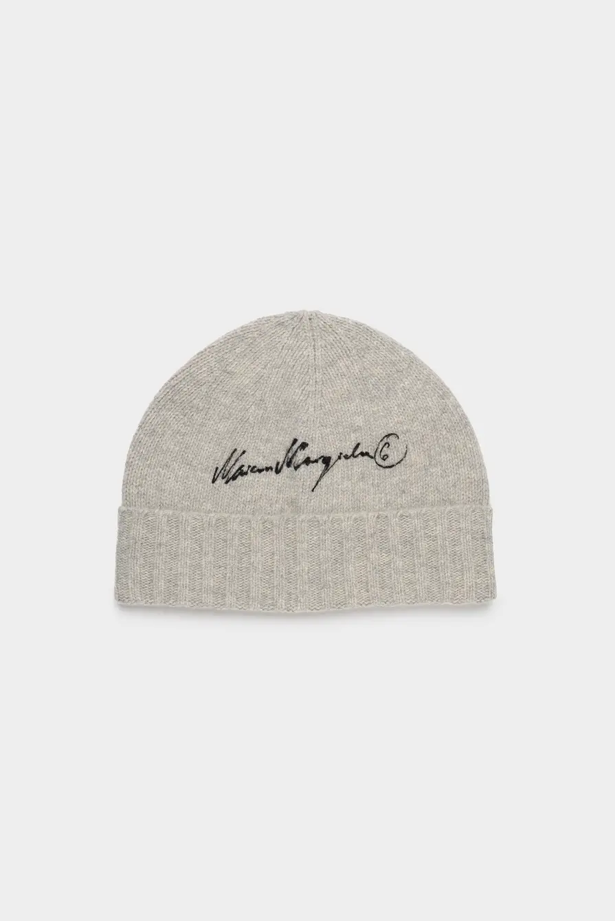 Шапка MM6 Maison Margiela
