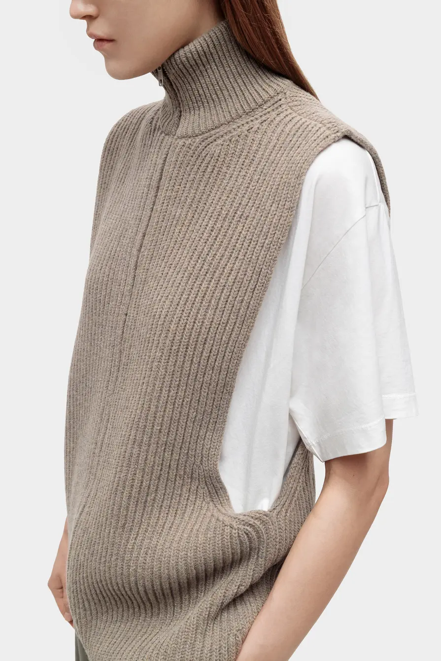 Жилет MM6 Maison Margiela