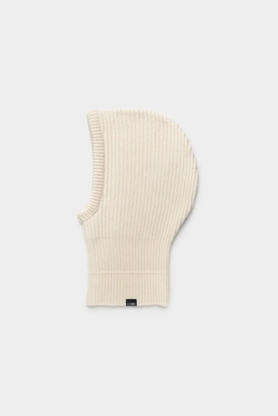 Шапка MM6 Maison Margiela