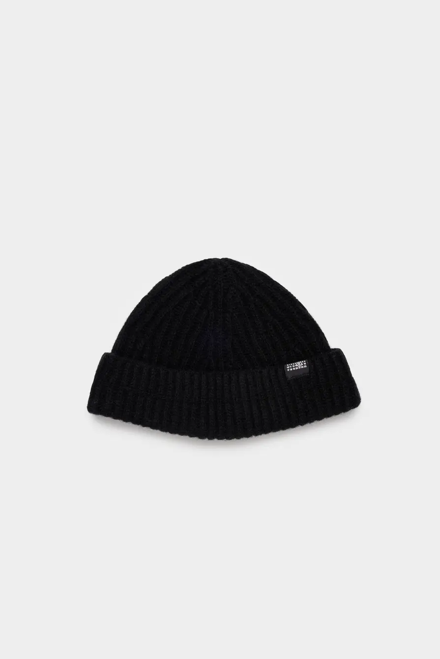 Шапка MM6 Maison Margiela