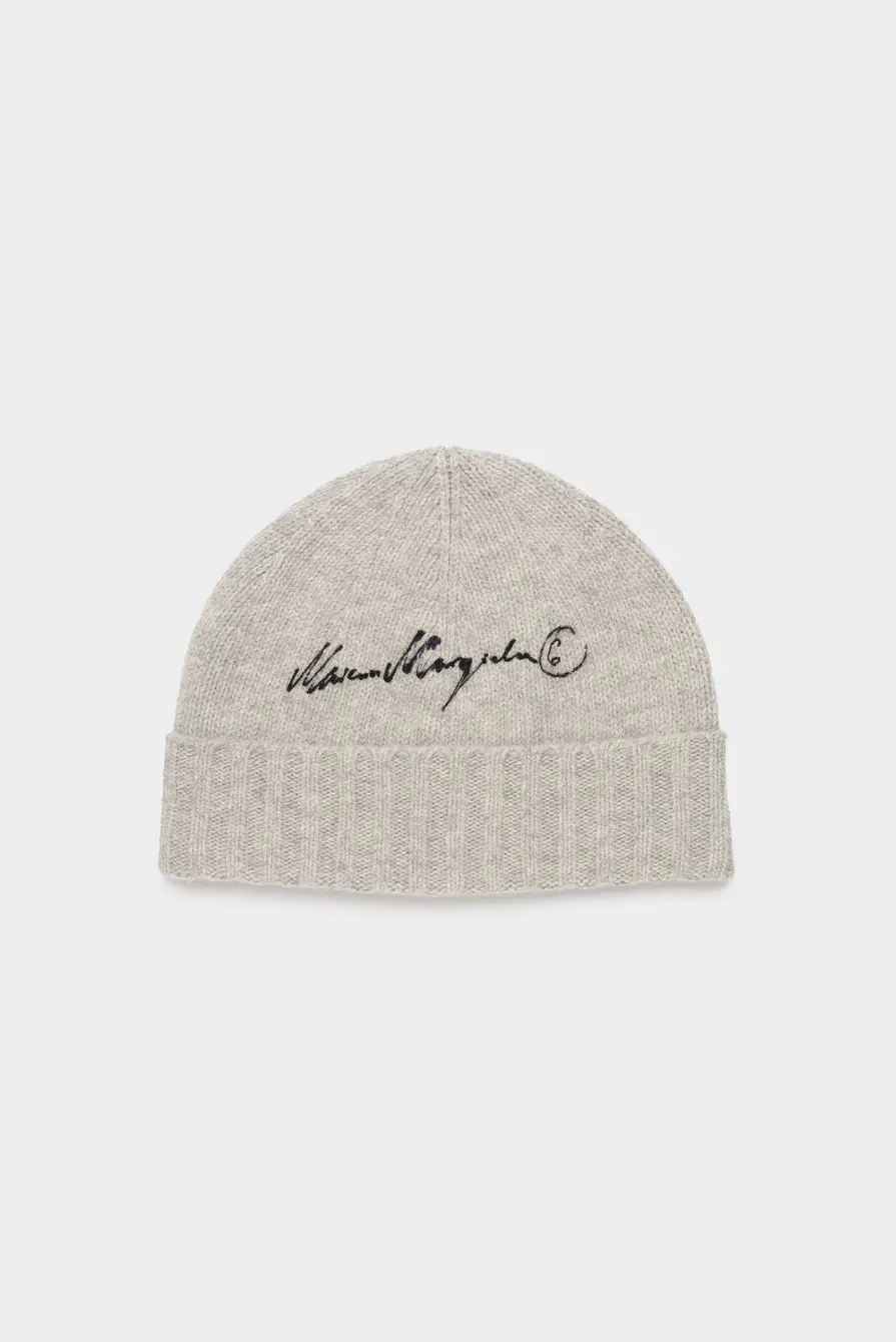 Шапка MM6 Maison Margiela