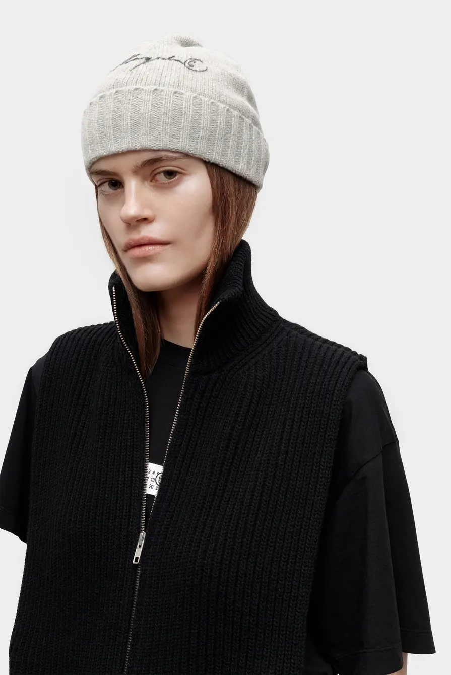 Шапка MM6 Maison Margiela
