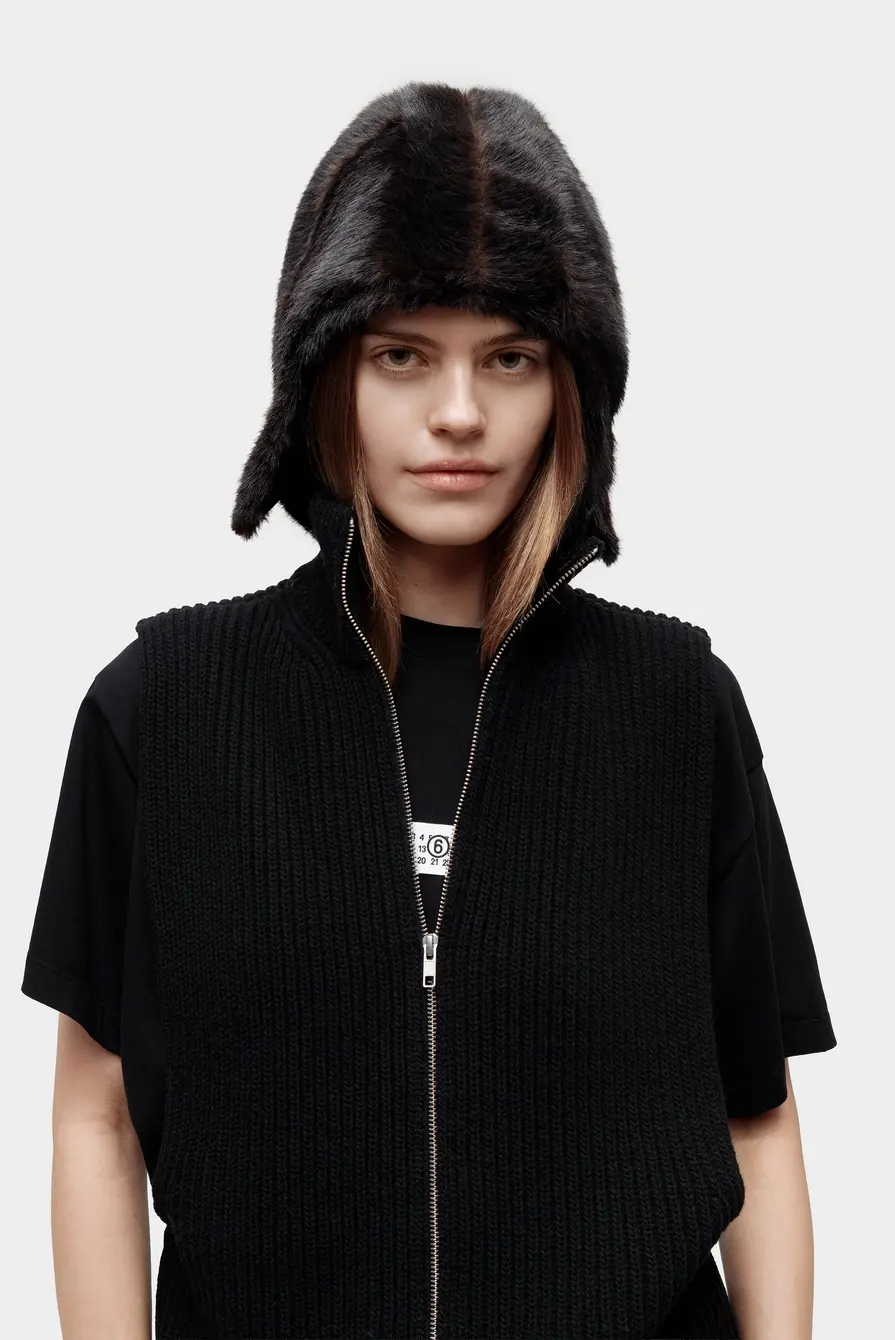 Шапка MM6 Maison Margiela