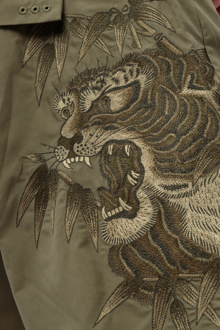 Шорты Maharishi