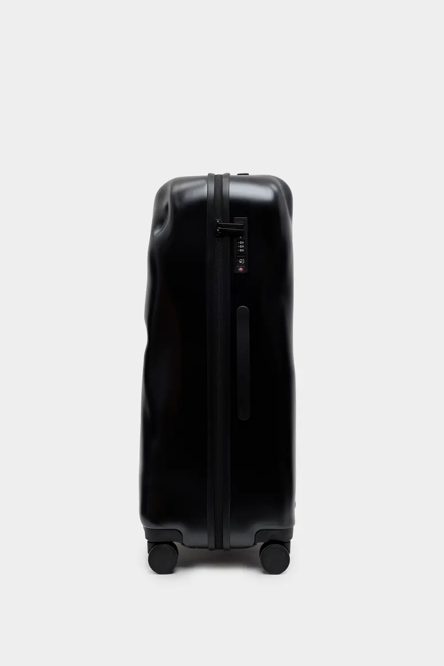 Чемодан Crash Baggage