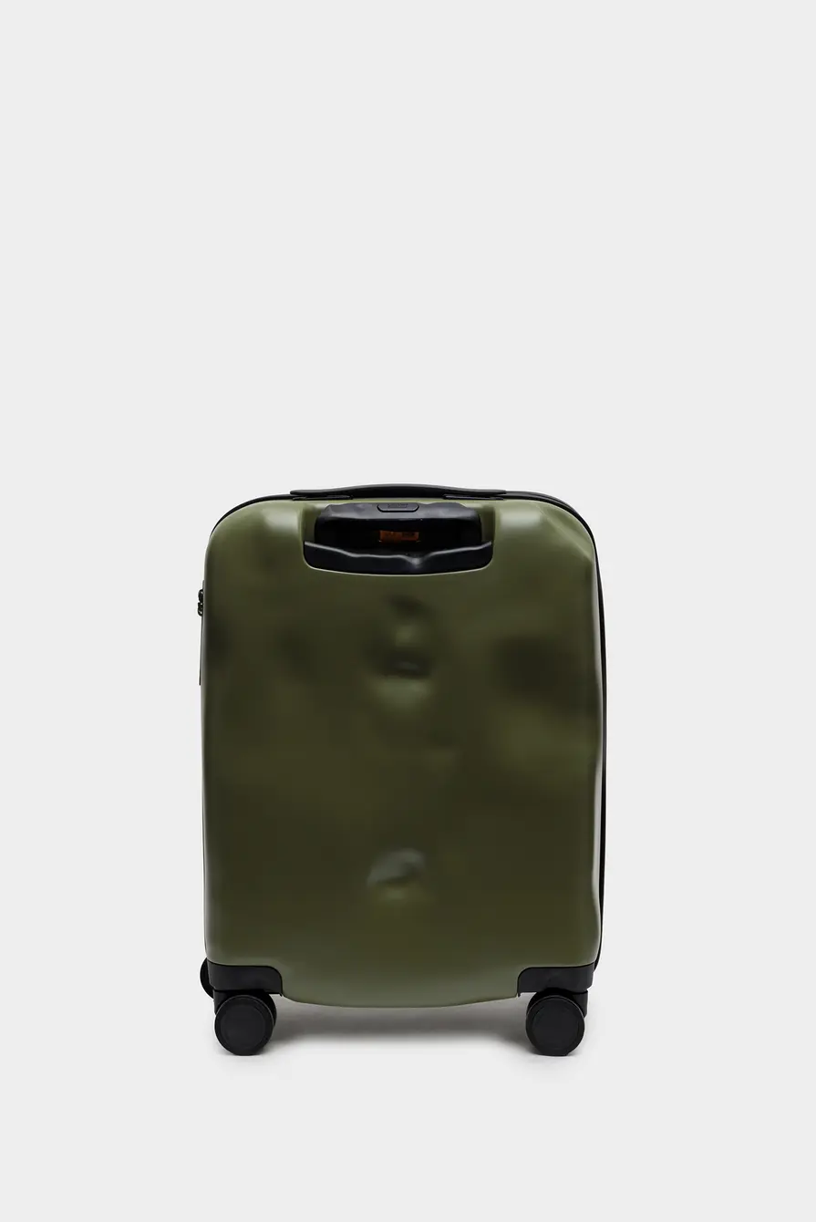 Чемодан Crash Baggage