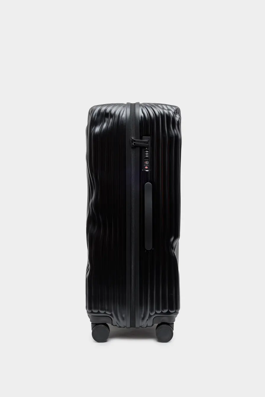 Чемодан Crash Baggage