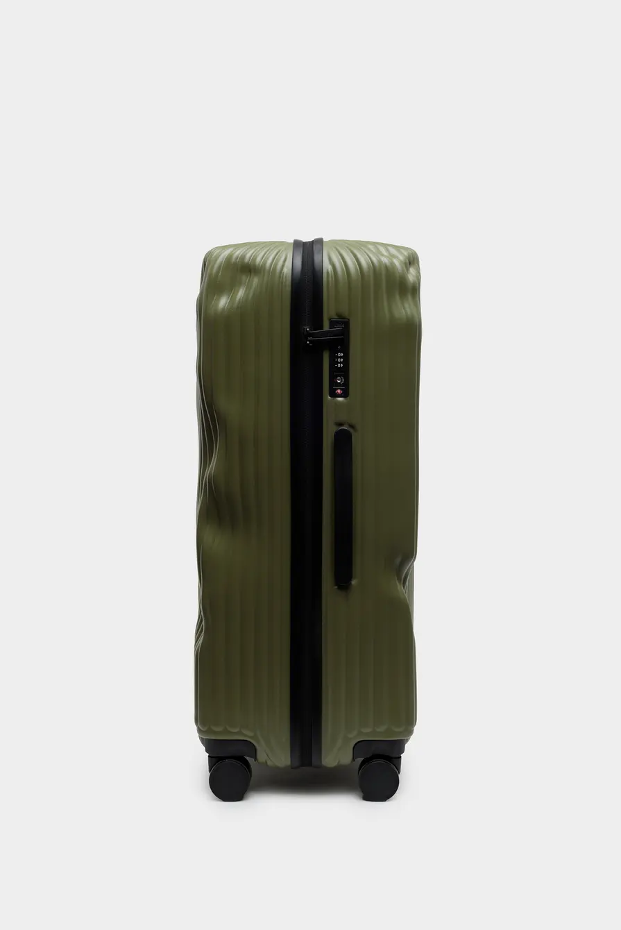 Чемодан Crash Baggage