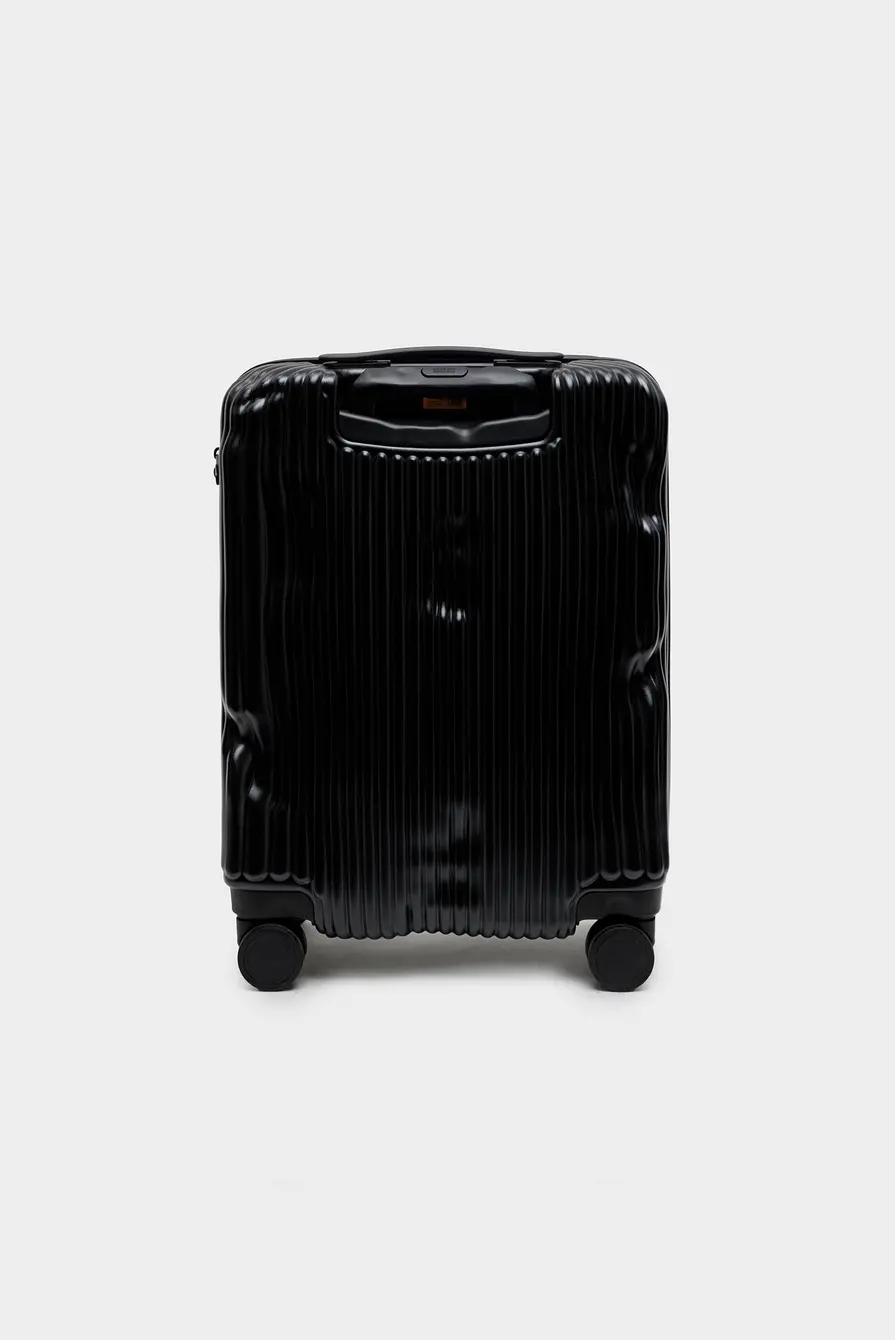 Чемодан Crash Baggage