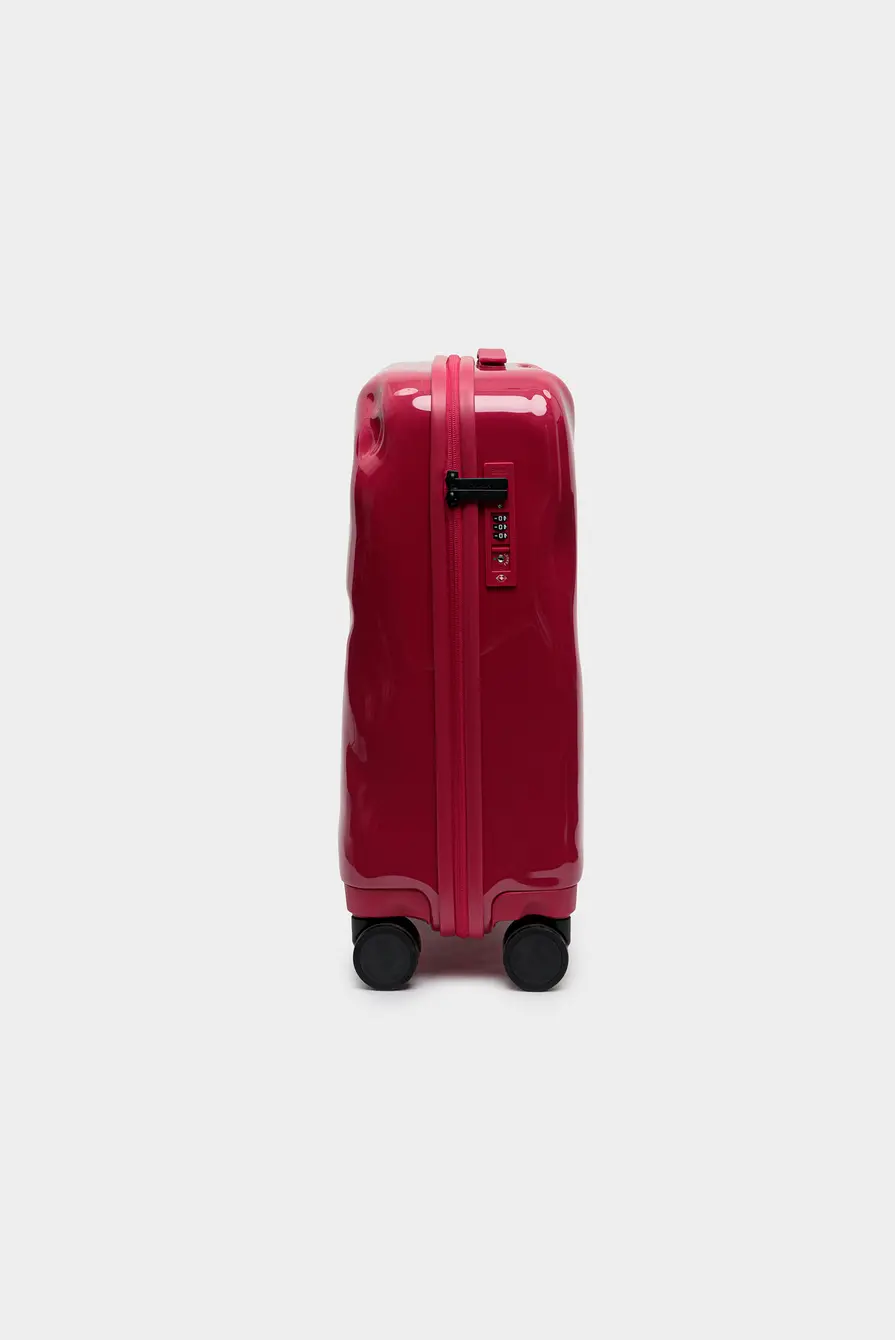 Чемодан Crash Baggage