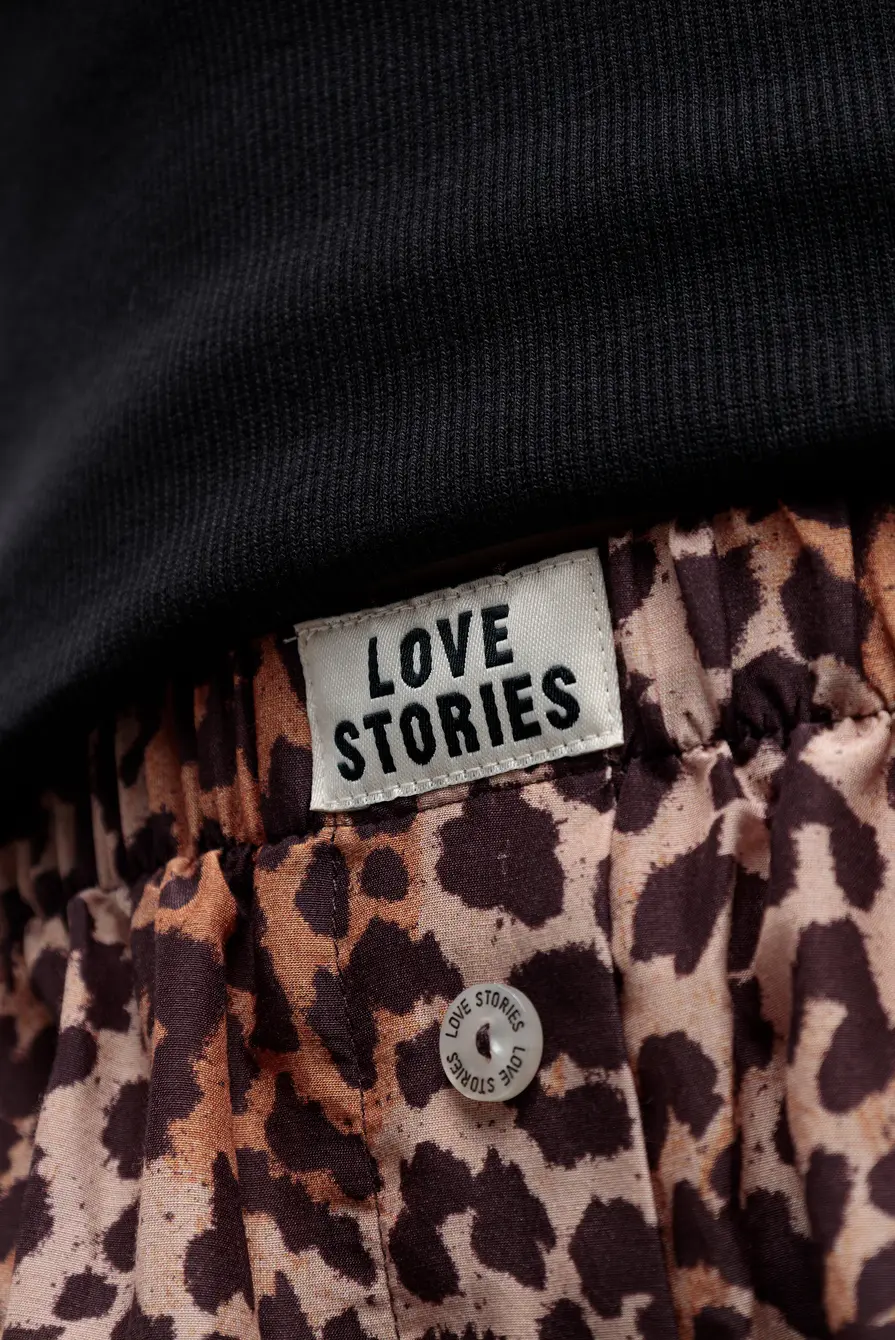 Шорты Love Stories