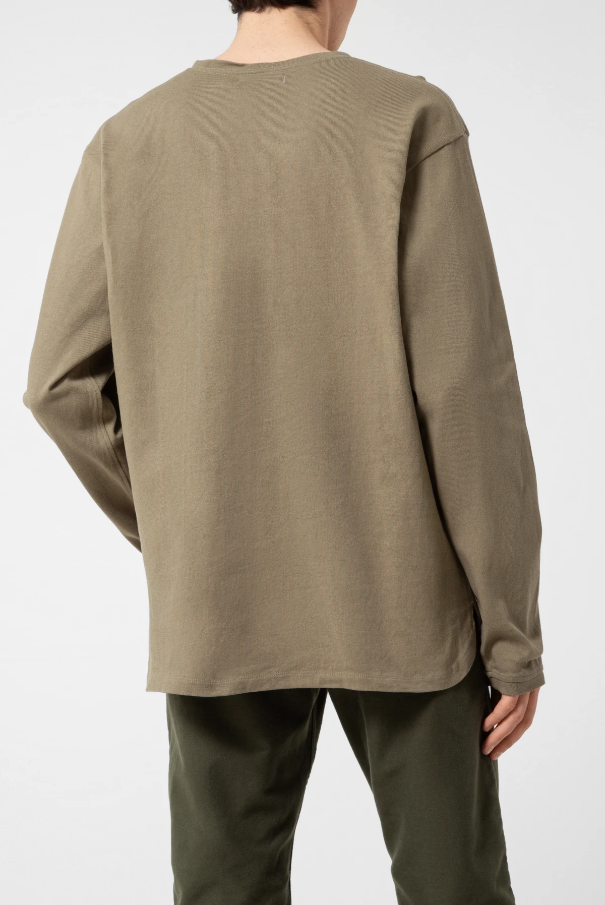 Лонгслив Nonnative 