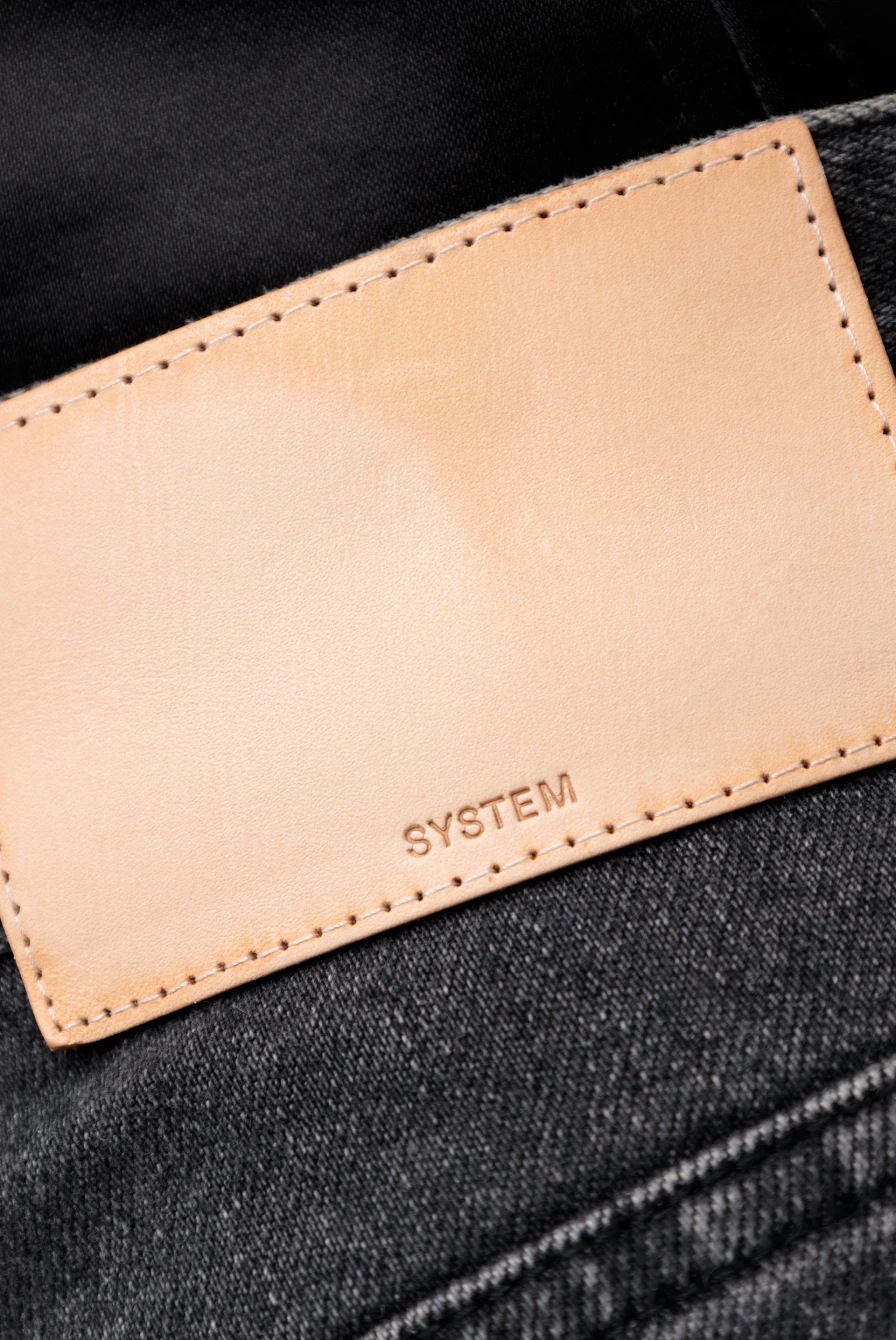 Джинсы System