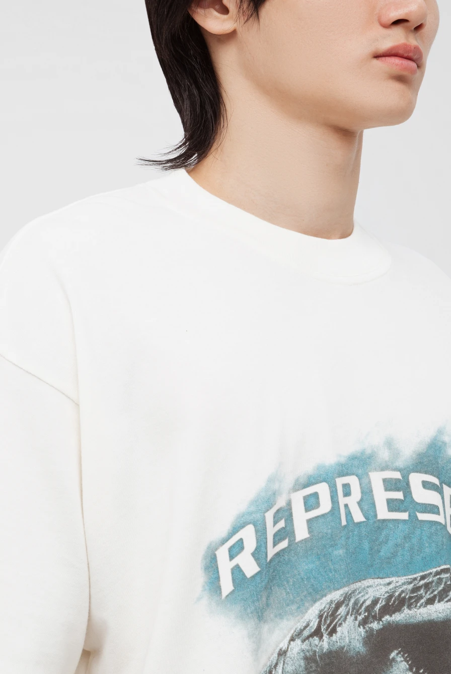 Футболка REPRESENT