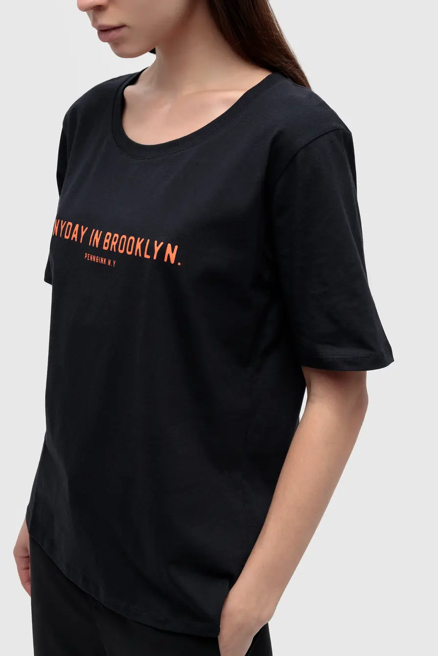 Футболка PENN & INK
