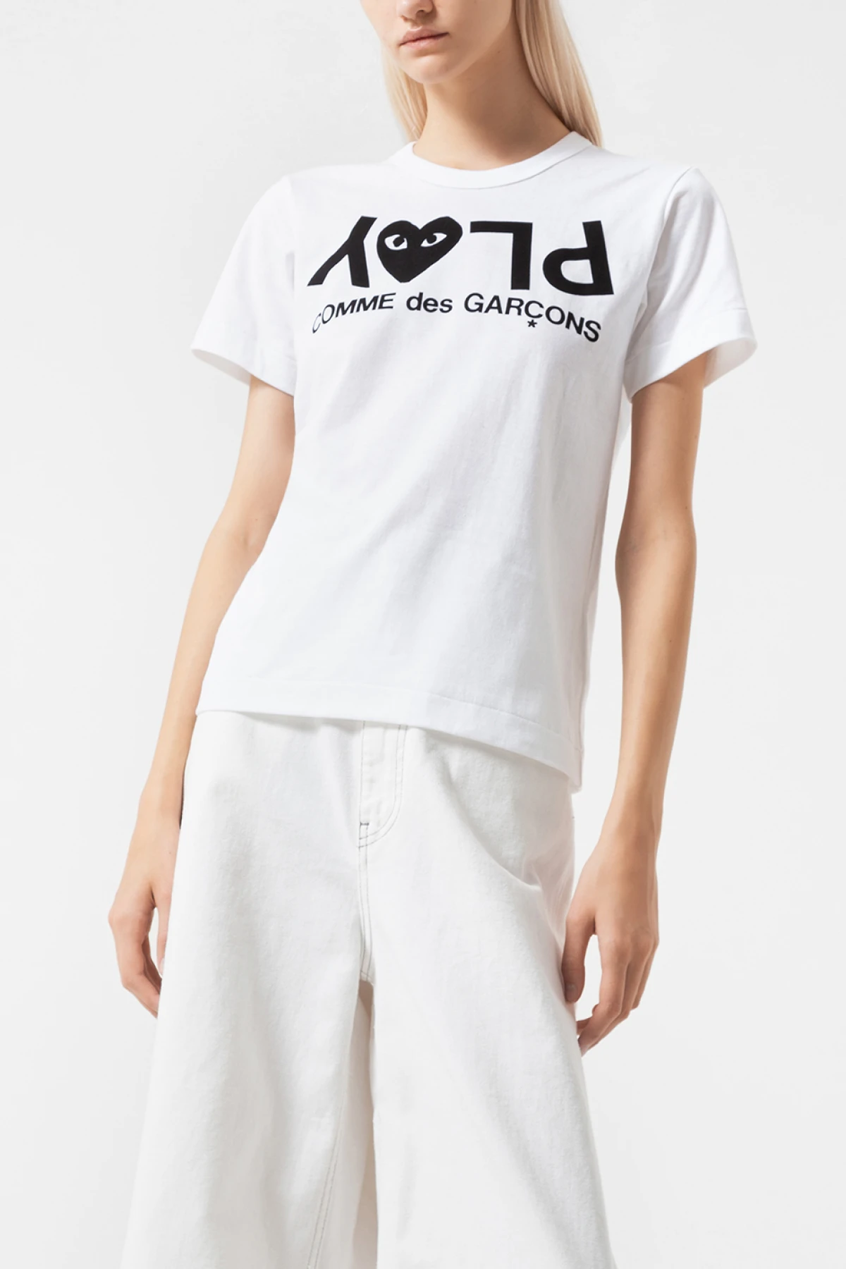 Футболка Comme des Garçons PLAY 9012212001 - купить в Москве за 11690 ...