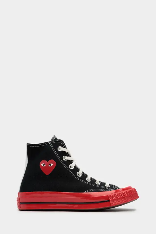 Comme des Garçons PLAY