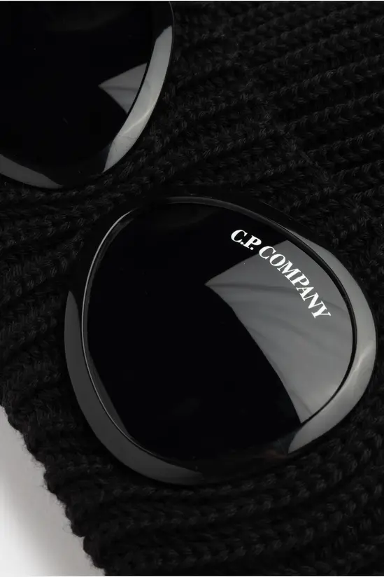 Шапка C.P. Company