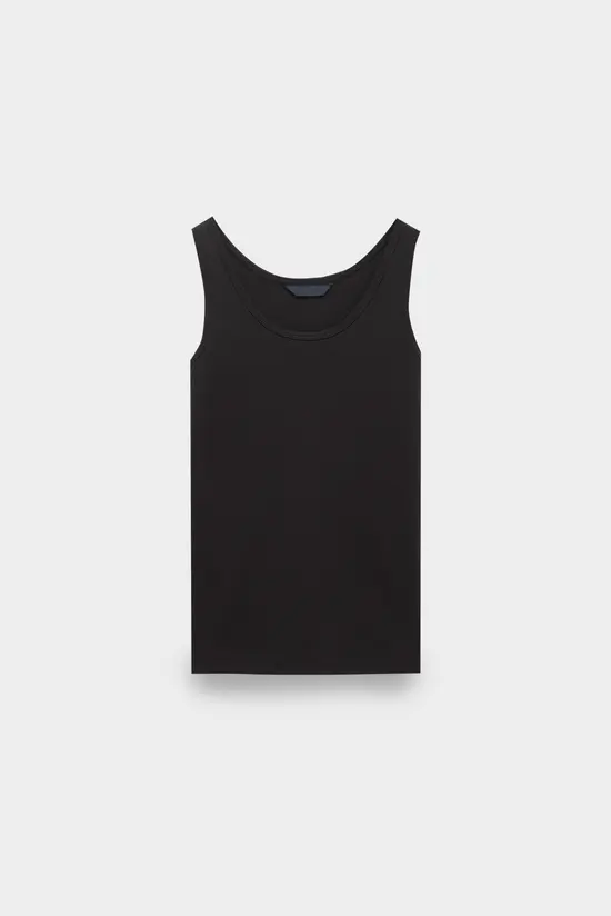 Топ Juun.J