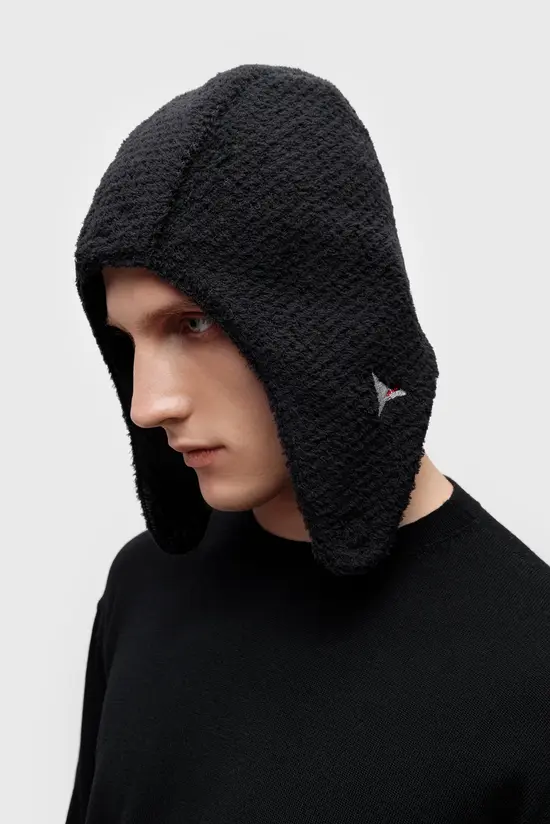 Шапка ROA