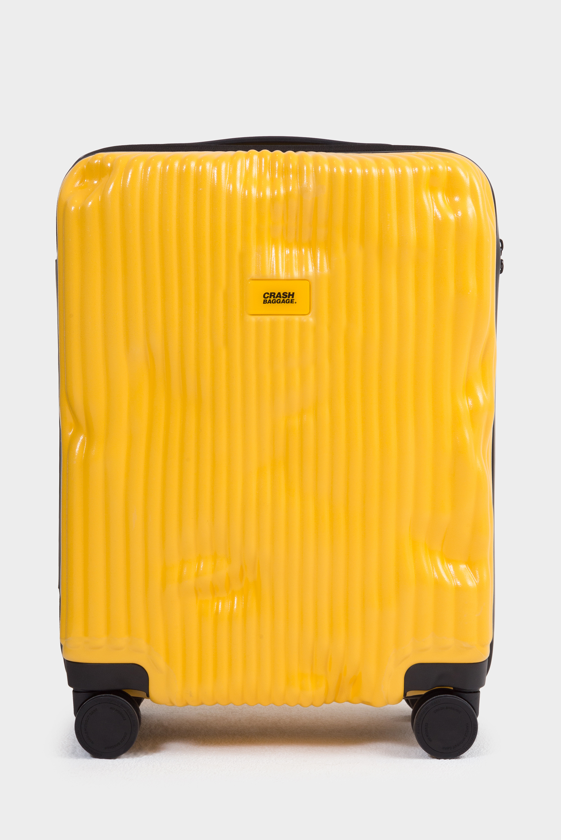 Мятый чемодан crash baggage. Crash чемодан. Мятые чемоданы crash. Crash baggage чемодан. Crash чемодан.