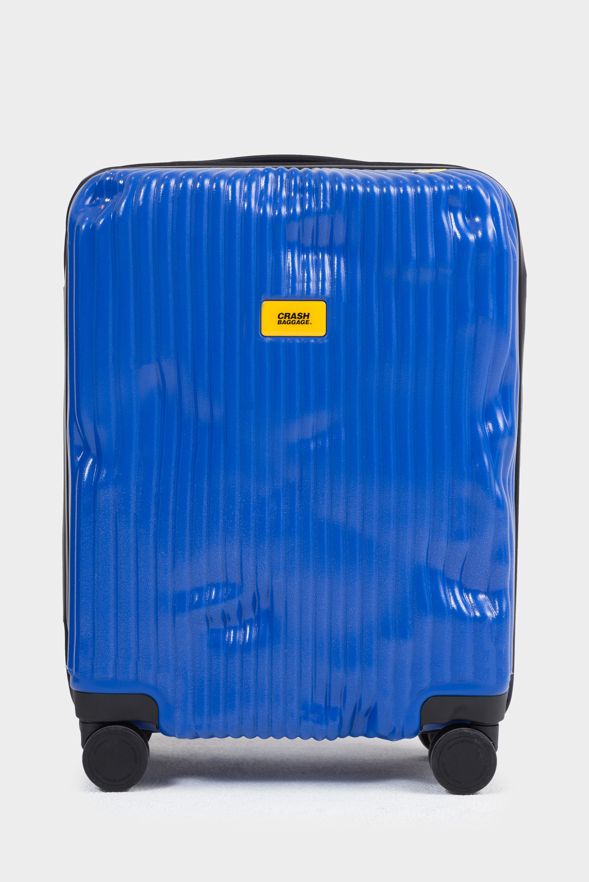 Чемодан Crash baggage 9400220038 - купить в Москве за 31990 руб ...